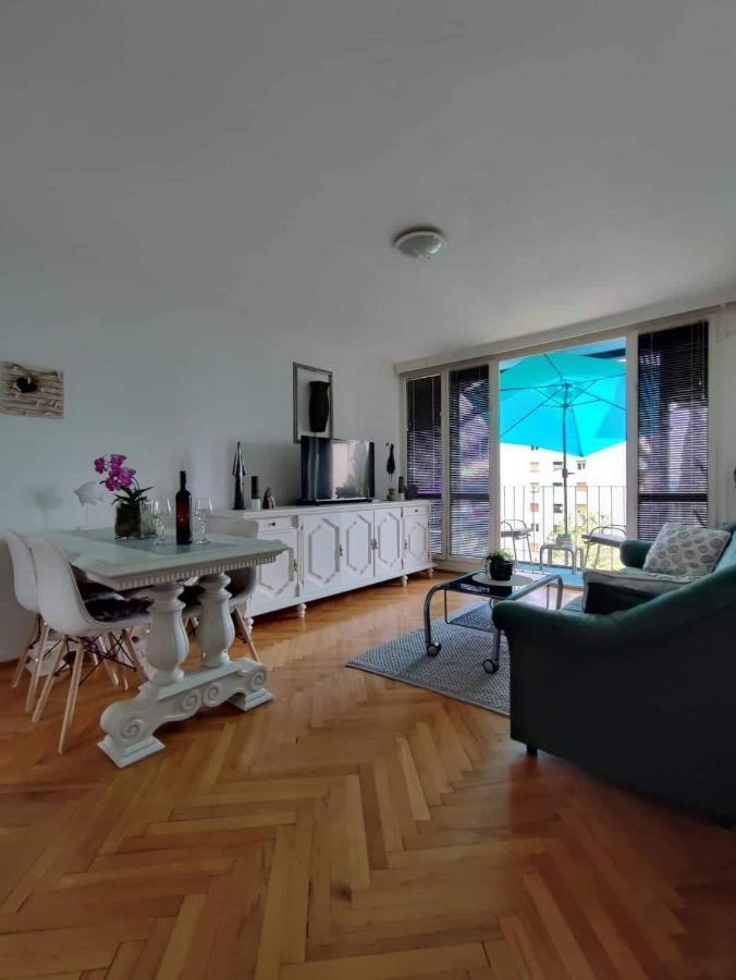 Apartman Joy Rijeka Buitenkant foto